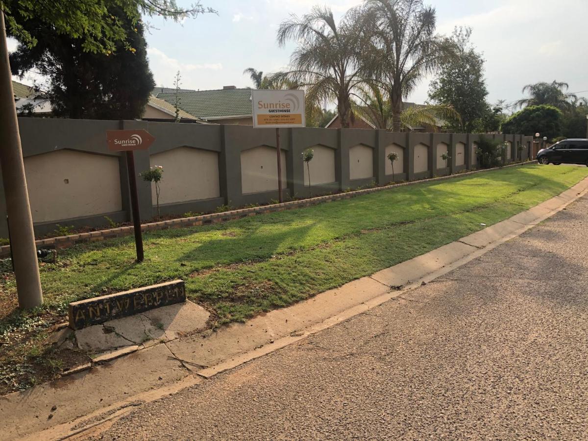 Sunrise Boutique Hotel Witbank Luaran gambar