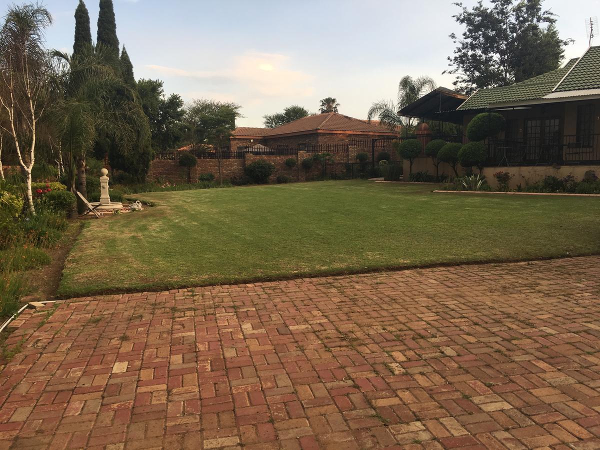 Sunrise Boutique Hotel Witbank Luaran gambar